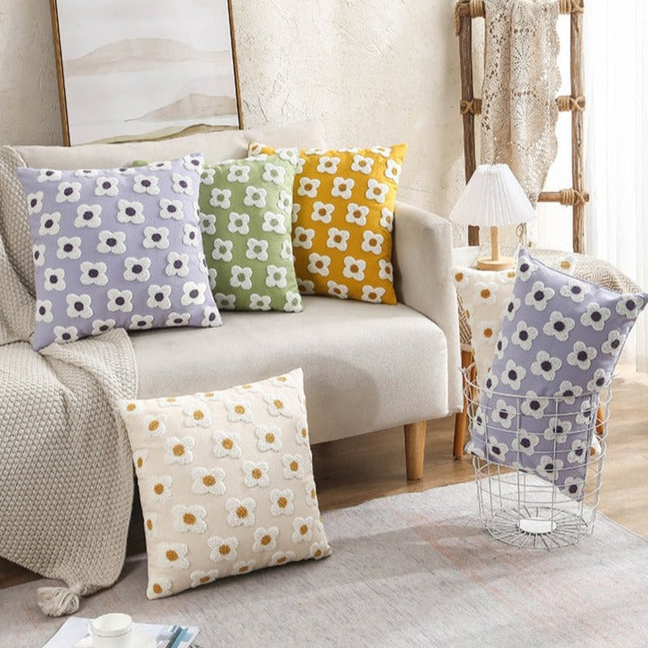 Funda de Cojín LuxeBloom Artisan | Exquisito bordado de margaritas para un toque de elegancia y confort en tu decoración del hogar